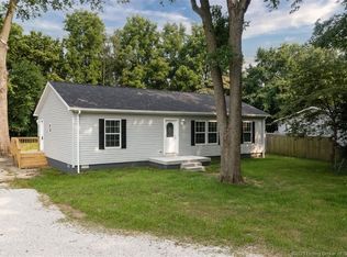 1132 Whelan Ln, Jeffersonville, IN 47130