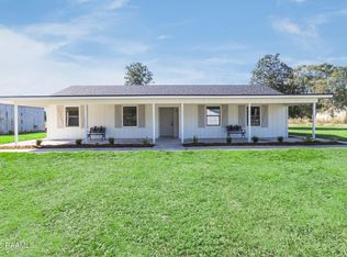 346 Mendell Rd, Carencro, LA 70520