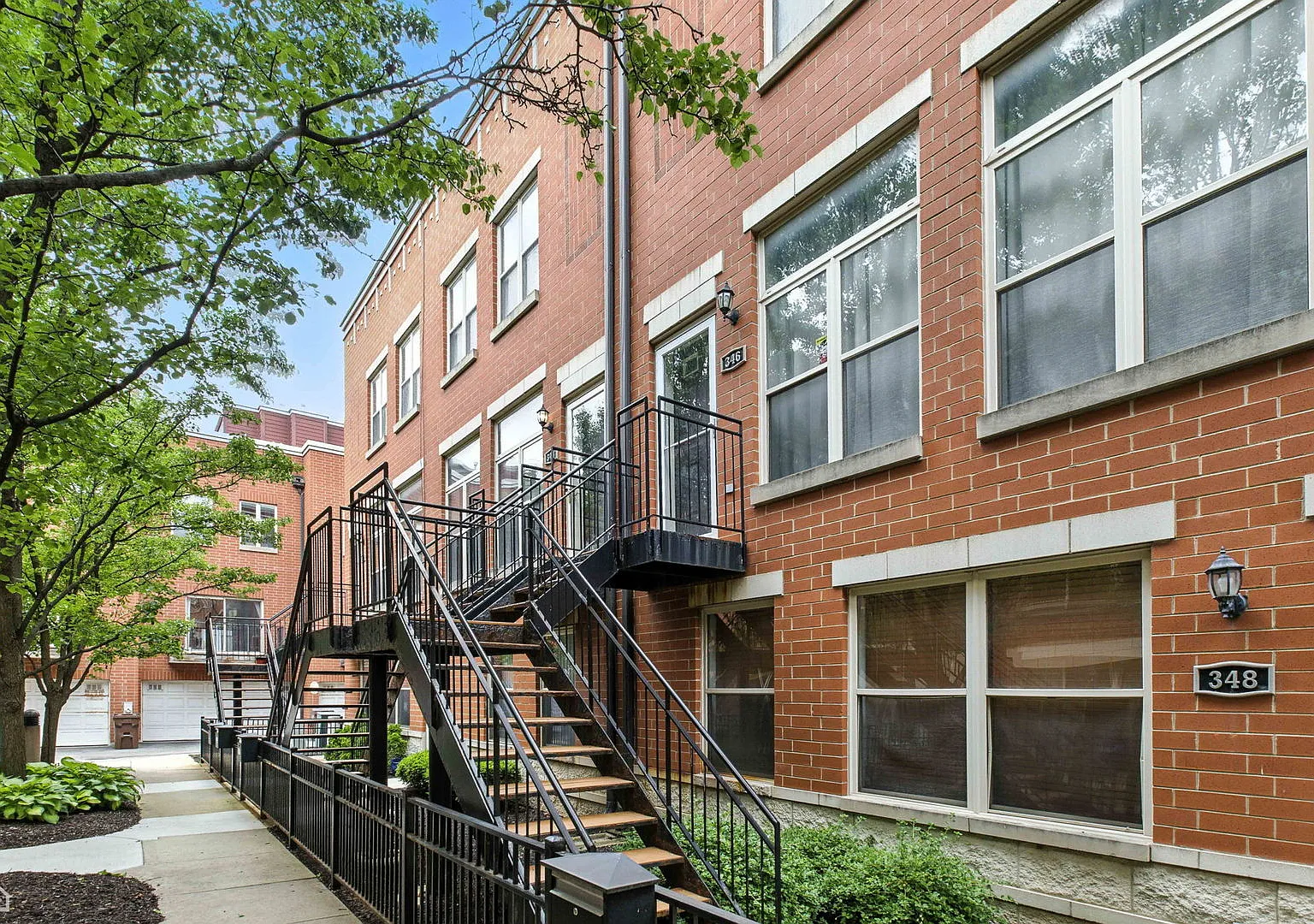 2 bed, 2000 sqft, $4,000 — Photo 3