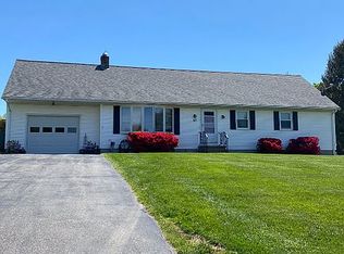 63 Indian Hill Rd, Middletown, RI 02842