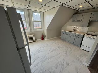 25 S 17th St #3B, East Orange, NJ 07018