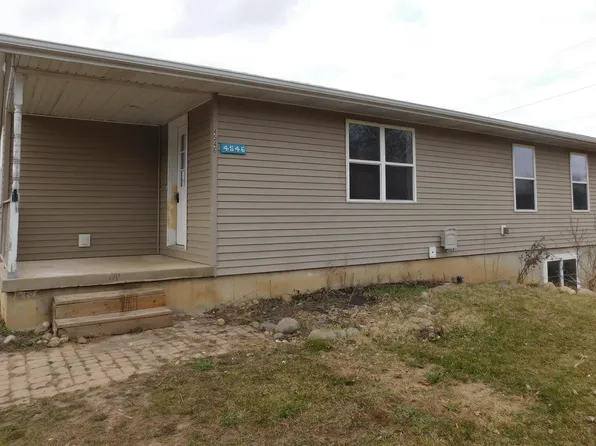 4546 Badger Rd, Lyons, MI 48851
