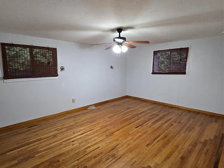 2310 Cumberland Dr — Photo 18