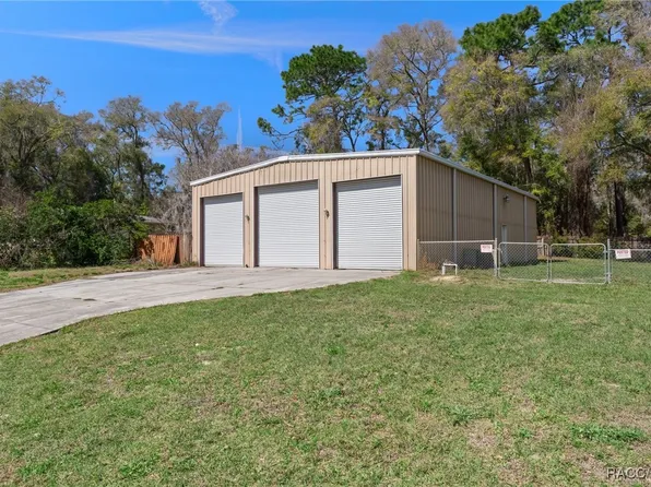 6145 E Willow St, Inverness, FL 34452