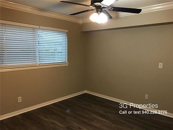 2nd image of 508 Lexington Ln