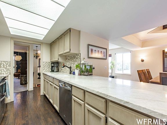 5th image of 5032 S Three Fountains Cir E #A