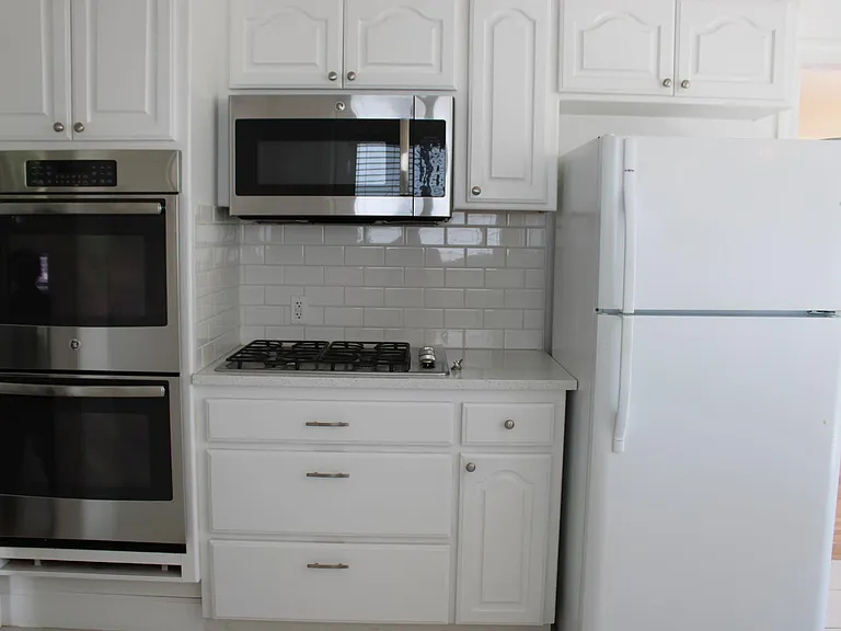 1532 Madison Ave — Photo 6