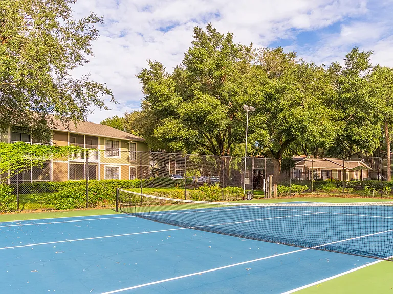 Laurel Oaks — Photo 22