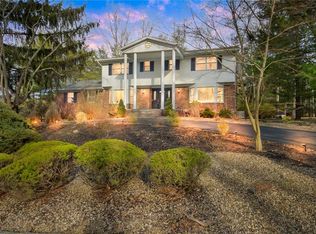 29 Beaumont Dr, New City, NY 10956