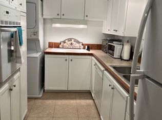 6979 Palm Ct APT 220, Riverside, CA 92506