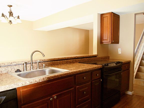 Kitchen Open to Dinning Room