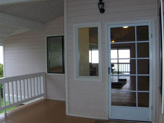 A spacious, covered front porch and entry.