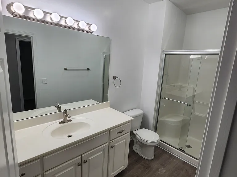8320 N Nodaway Ave #8320 — Photo 13