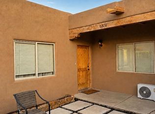 6638 Camino Rojo, Santa Fe, NM 87507