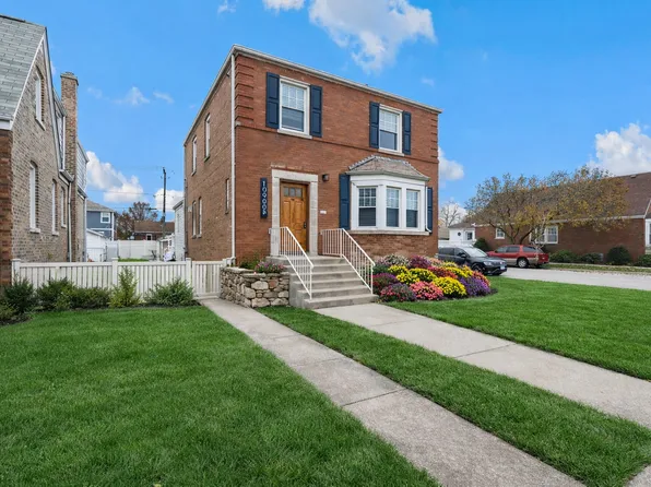 (undisclosed Address), Chicago, IL 60655