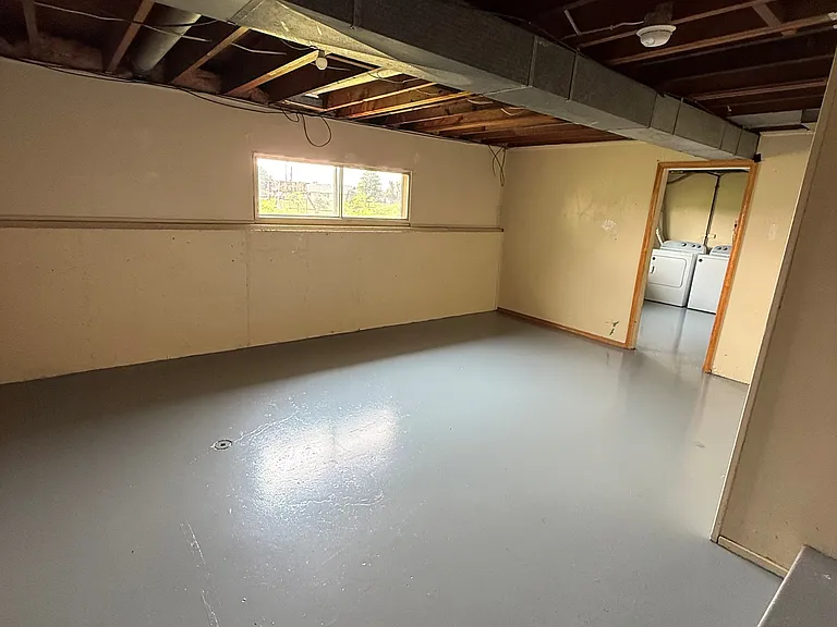 616 Talon St — Photo 13