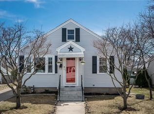 29 Shepard Ave, Providence, RI 02904