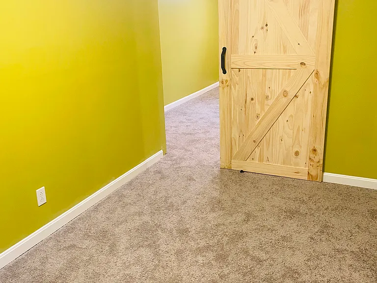 6406 Amber Ct — Photo 38