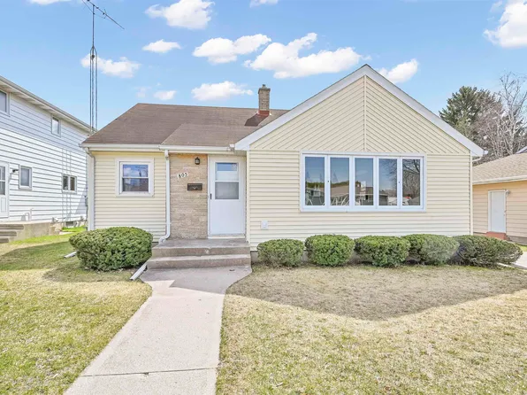 805 28th St, Two Rivers, WI 54241