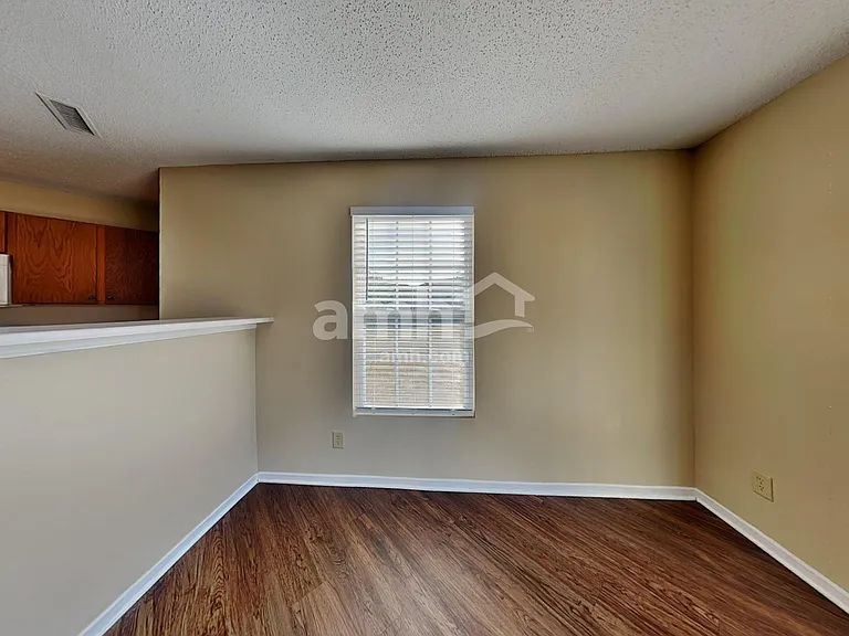 3110 Brandenburg Dr — Photo 5