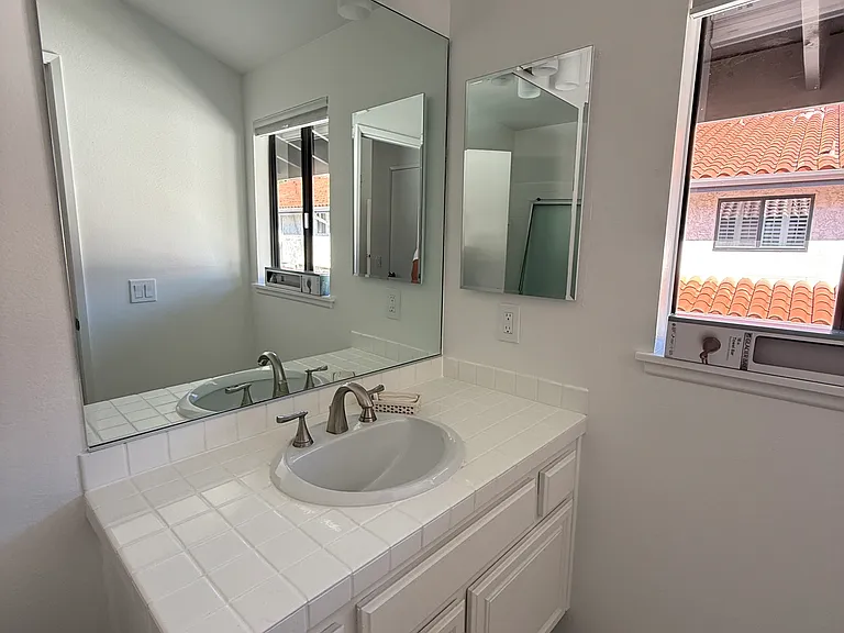 1492 Palisades Dr — Photo 13
