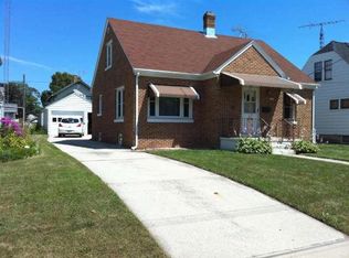 1405 S 21st St, Manitowoc, WI 54220