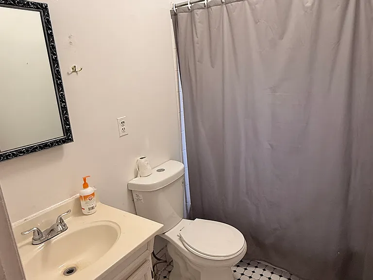 2122 S 10th St #2 — Photo 6