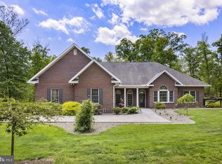 15 Sams Ln, Gettysburg, PA 17325