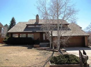 2847 Country Club Cir, Colorado Springs, CO 80909