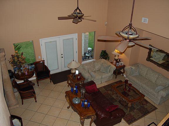 4th image of 863 Pinemore Dr