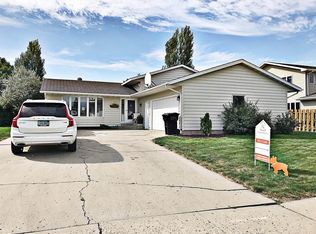 1313 26th St W, Williston, ND 58801