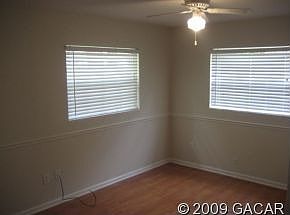 4th image of 3524 NW 50th Ave