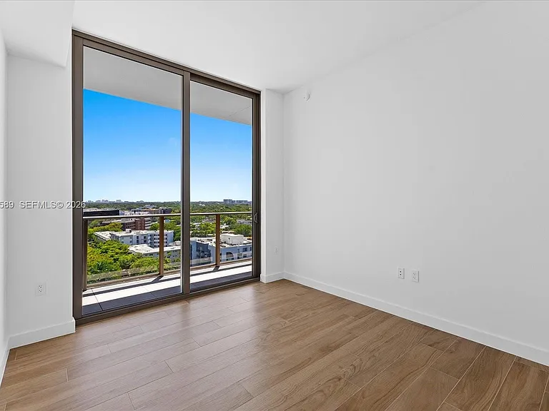 2678 Tigertail Ave #1001 — Photo 15