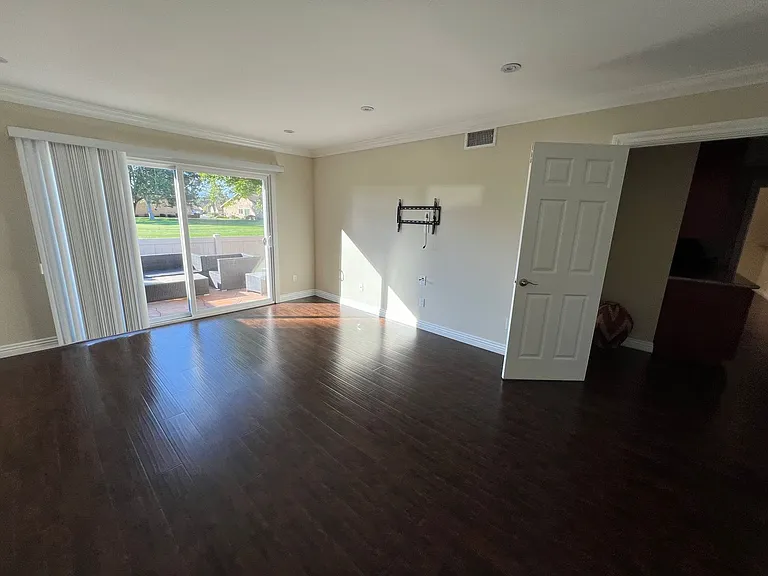 20175 Village 20 — Photo 17