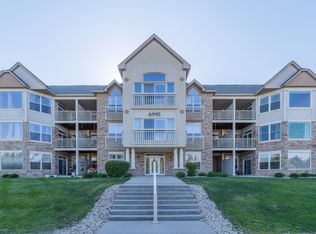 6995 S Riverwood Blvd S #B06, Franklin, WI 53132