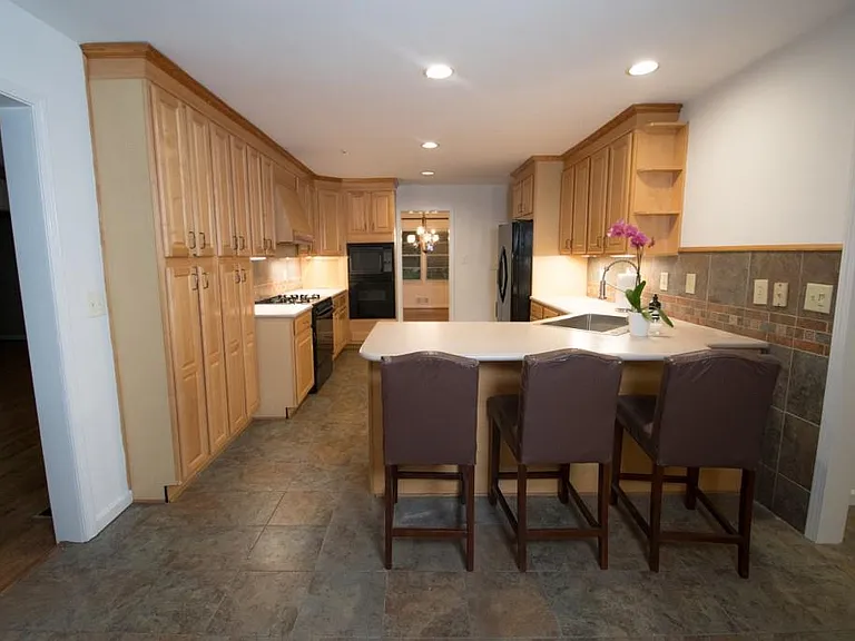 376 Cochran Dr NW — Photo 8