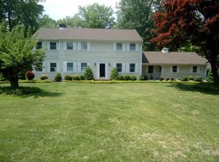 7 Troy Ln, Bedford, NY 10506
