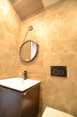 Rented by Miron Realty Group | media 72