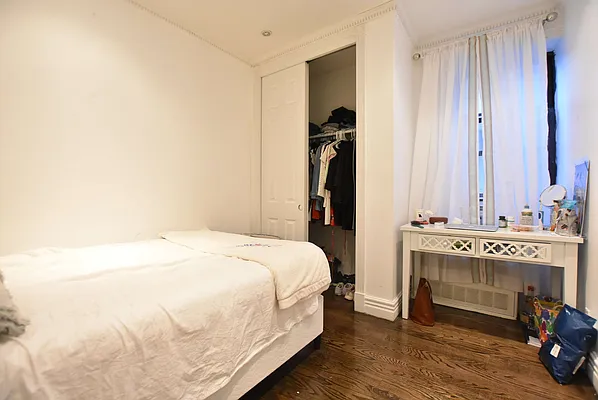 Rented by Bold New York | media 6