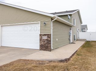 5111 49th Ave S, Fargo, ND 58104