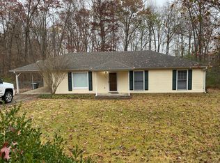 342 Ruby Richardson Dr, Killen, AL 35645