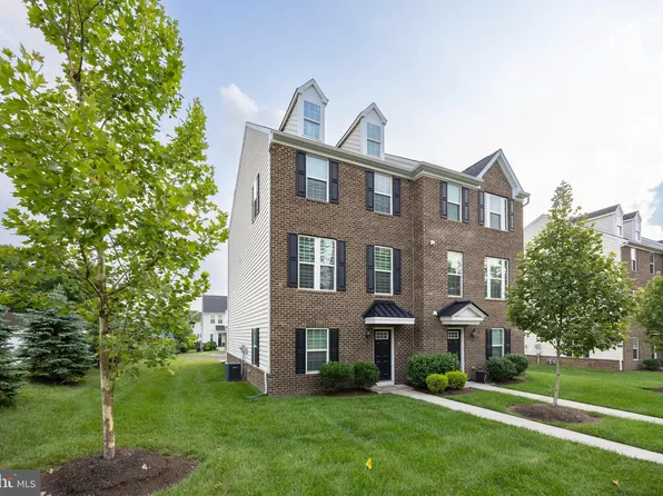 34 W Main St, Collegeville, PA 19426
