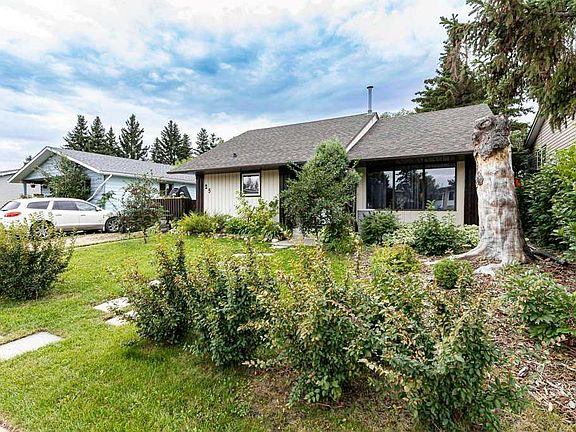 3rd image of 25 S Valley Cres