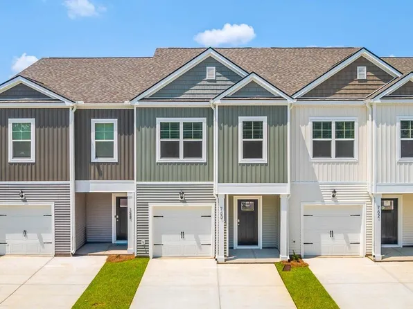 715 Galivant Dr, Goose Creek, SC 29445