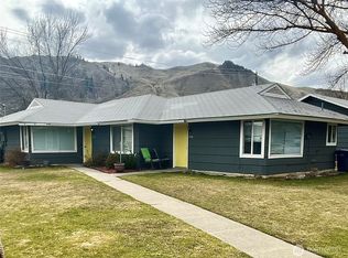1227 Montana St, Wenatchee, WA 98801