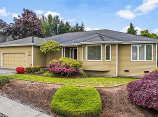 18326 Blue Ridge Dr, Lynnwood, WA 98037