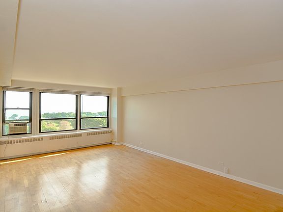 4th image of 4180 N Marine Dr #D6001