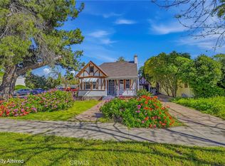 261 W 26th St, Merced, CA 95340