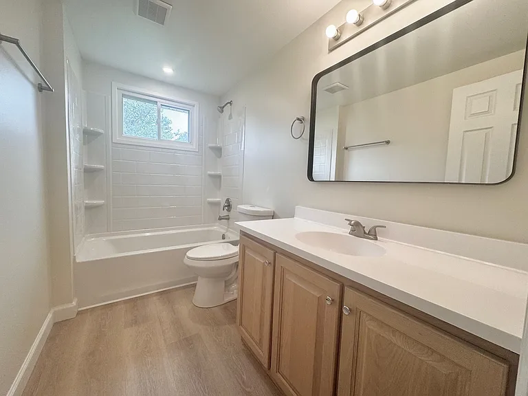 317 Hadleigh Rd — Photo 10