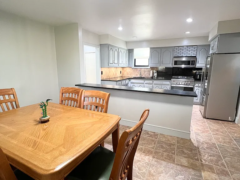 80 Ray St #1 — Photo 10
